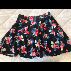SO Authentic American Heritage floral skater skirt